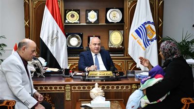 55 شكـوي على مكتب محافظ قـنا 