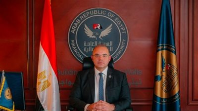  قرار بتنظيم الترخيص واستمراره للوظائف الرئيسية بالشركات العاملة في مجال الأوراق المالية 