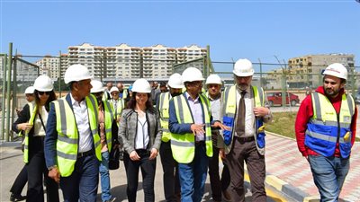 قنصل فرنسا ووفد فرنسي يزورون أكبر محطة معالجة صرف صحي بالإسكندرية