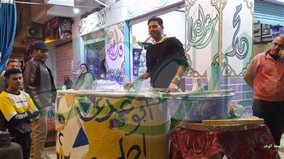 الكنافة البلدي بالفرن الطينة تبهر الإسمعلاوية ( فيديو )