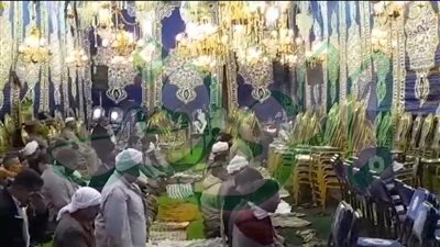 رغم الأحزان والآلام.. سرادق عزاء تحول إلى ساحة لصلاة التروايح بالإسماعيلية (فيديو)