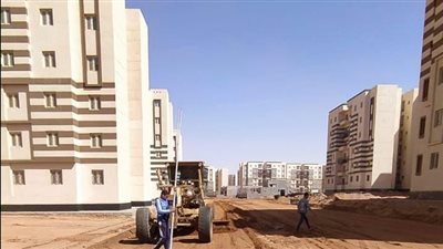 رئيس جهاز العبور يتفقد مشروع الروضة الجديدة.. 96 عمارة بإجمالي 3360 شقة