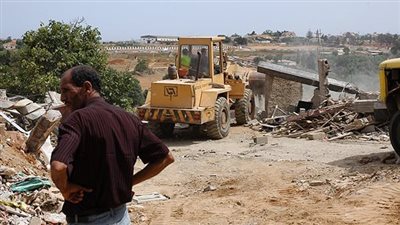 كيف يتم تعويض المواطنين بعد نزع أملاكهم للمنفعة العامة (شاهد)