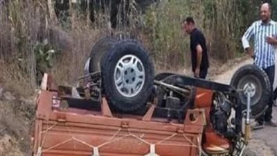 إصابة 4 أشخاص في انقلاب تروسيكل بالشرقية 