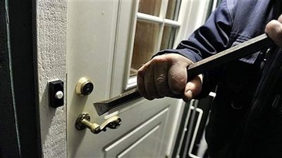 معاقبة عاطل بالسجن 3 سنوات لسرقة الشقق السكنية 