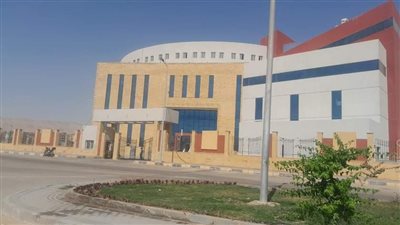 رئيس مدينة سوهاج الجديدة يتفقد الأعمال الإنشائية بمستشفى شفاء الأطفال