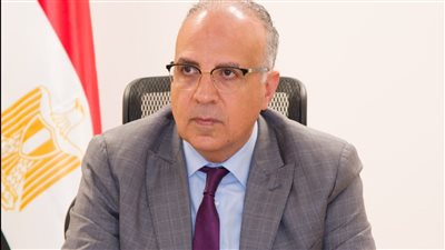 وزير الري: الالتزام بالحصص المائية المحددة لكل إدارة وترشيد التصرفات المائية 