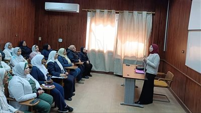 جهود مكثفة من وزارة العمل لتوعية عمال الإسكندرية بالسلامة والصحة المهنية.. تفاصيل 