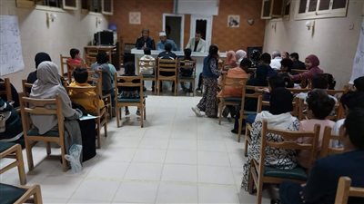 25 شخص يتنافسون فى  مسابقة حفظ القرآن الكريم بمركز شباب الميناء بالغردقة 