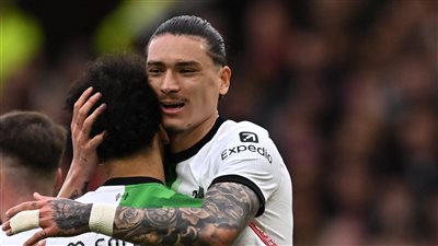 ليفربول يقلب الطاولة على مانشستر يونايتد في الشوط الأول