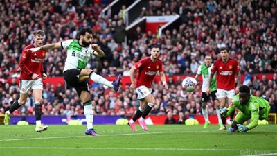 محمد صلاح يواصل هوايته المفضلة أمام مانشستر يونايتد 