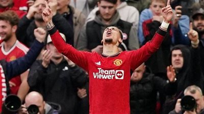 أنتوني يُسجل هدف التعادل لليونايتد أمام ليفربول