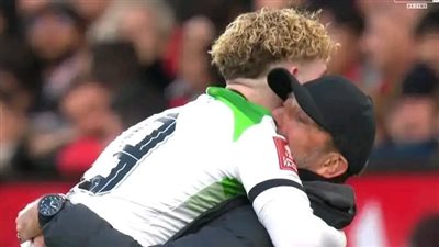 ليفربول يتقدم على مانشستر يونايتد في الشوط الإضافي الأول