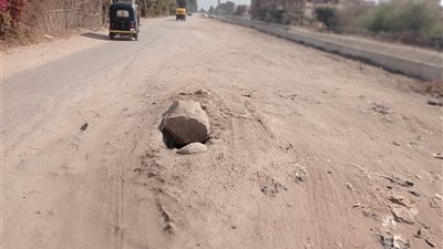 طريق جمجرة الشقر ببنها وكفر شكر طريق الموت والعذاب 