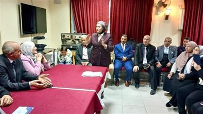 مديرة الشهيدة عبد المنعم رياض الثانوية العسكرية رائد عام مثالي