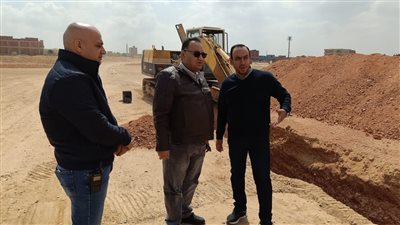 رئيس جهاز الشروق يُتابع تنفيذ خط مياه الشرب الرئيسي بمنطقة الرابية