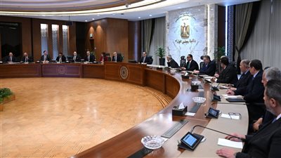 رئيس الوزراء يترأس اجتماع لجنة ضبط الأسواق وأسعار السلع 