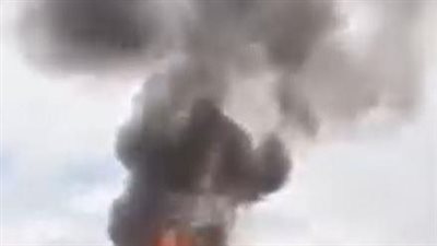 الدفع بـ5 سيارات إطفاء .. السيطرة علي حريق في وسط البلد 