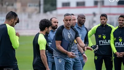 جلسه خاصه بين جوزيه جوميز ولاعبى الزمالك 