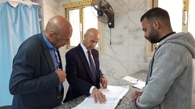 وكيل صحة الشرقية يجازي المدير المناوب بمستشفى القنايات المركزي 