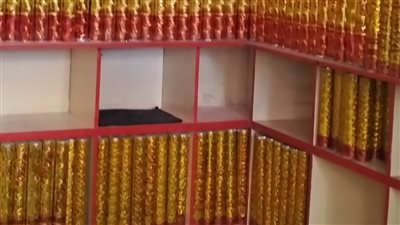 مصادرة كميات من الألعاب النارية وضبط ختم وأحبار مزورة بنجع حمادي