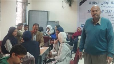 فوز فريق مدرسة الشهيد محمود عبد الفتاح الإعدادية بنين بنجع حمادي