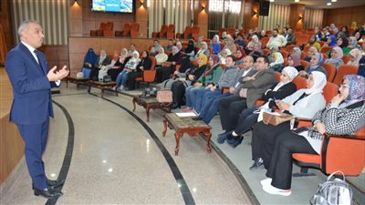 محافظ الدقهلية يتفقد أعمال تنفيذ البرنامج التدريبي لرفع كفاءة وتأهيل الأطباء 