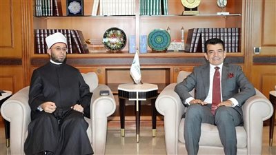 المدير العام للإيسيسكو يستقبل الدكتور أسامة الأزهري 