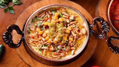 اصنعي فتة الحمص بالزيت الأصلية بهذه الخطوات