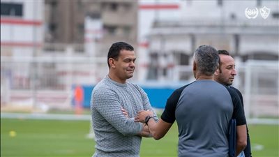 جلسه خاصه بين مدرب الزمالك وعبد الواحد السيد 