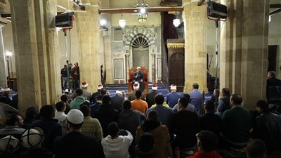 عميد كلية الدعوة: رمضان شهر الاتصال والقرب من الله والشعور بالآخرين وآلامهم