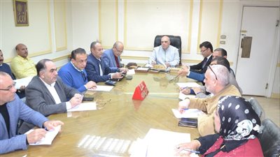 سكرتير عام البحيرة يتابع موقف تقنين أراضى أملاك الدولة  