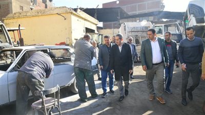 محافظ الغربية يتفقد جراجات كفر الزيات وطنطا لمتابعة خطة الاخلاء التدريبية 