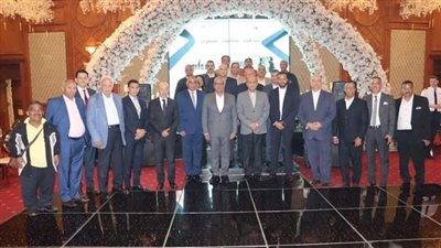 وزير الطيران: الأكاديمية المصرية لعلوم الطيران لها دور هام في المراقبة الجوية 