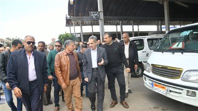 محافظ الغربية يتابع الالتزام بالتعريفة الجديدة 