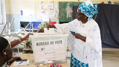 أكثر من 7 ملايين سنغالي سجلوا أسماءهم للتصويت في انتخابات رئاسية