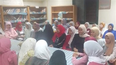 إحتفالية لتكريم الأم المثالية بمركز شباب بندار الرملية بجرجا 