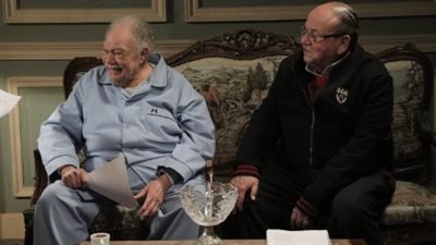 مسلسل عتبات البهجة| مجدي أبو عميرة: المسلسلات الـ15 حلقة فكرة بديعة والفخراني عارضني بالبداية 