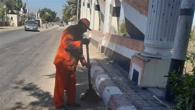 رفع 8 أطنان مخلفات بطريق مصر أسوان بدشنا