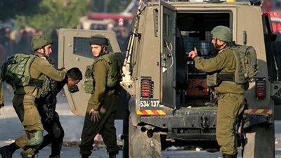 الاحتلال يعتقل أكثر من 200 طفل فلسطيني في سجونه