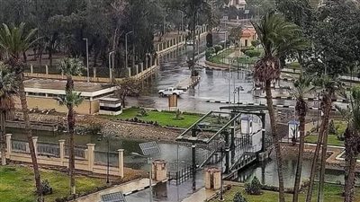 أمطار غزيرة  تضرب أحياء مدينة الإسماعيلية 