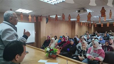 وكيل شباب ورياضة القليوبية يجتمع بمشرفى ومدربي المشروعات التخصصية والقومية للتنمية الرياضية