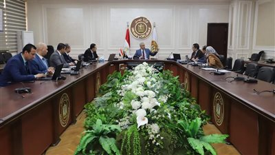 شحاتة يترأس اجتماع اللجنة المُختصة بصياغة الملاحظات الواردة على 