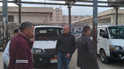 محافظ كفر الشيخ يتابع انتظام سير العمل بمواقف الأجرة في بيلا