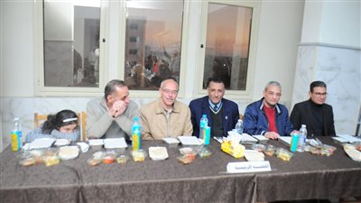 جامعة كفر الشيخ تنظم إفطارًا جماعيًا للعاملين بالجهاز الإداري 