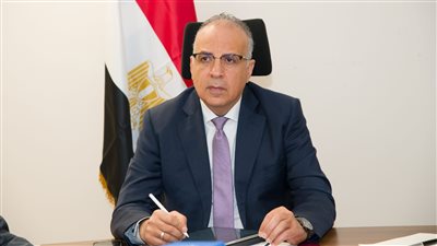 سويلم يتابع موقف المنظومة الرقمية لحصر التجارب الناجحة للري الحديث 