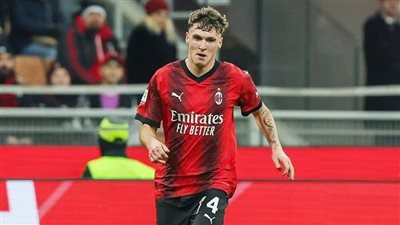 ميلان يجدد رغبته في الأبقاء على مدافع الريال الشاب 