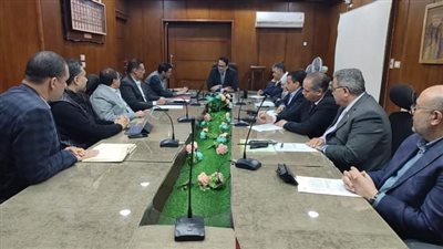 وكيل تعليم الغربية يجتمع بمديري  الإدارات لمناقشة مبادرة 