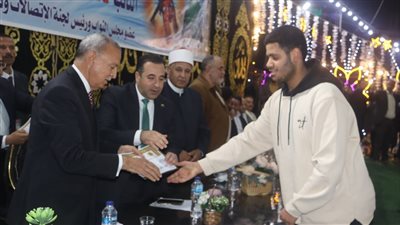 محافظ القليوبية يكرم حفظة القران الكريم على مستوى 70 قرية من قرى وعزب مدينة طوخ