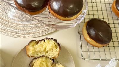 زي الجاهزة.. طريقة عمل بوسطن كريم بالشوكولاتة